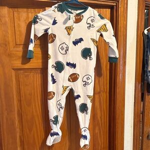 Lot of 7 - fleece sleepers